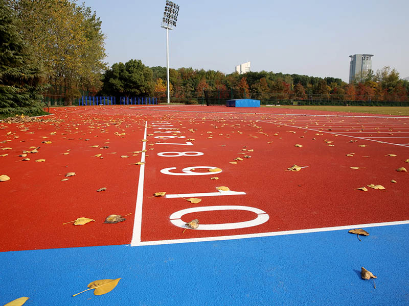 塑膠跑道經用嗎？使用壽命！