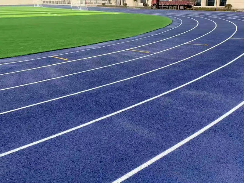 塑膠跑道花顆粒是不是回料？