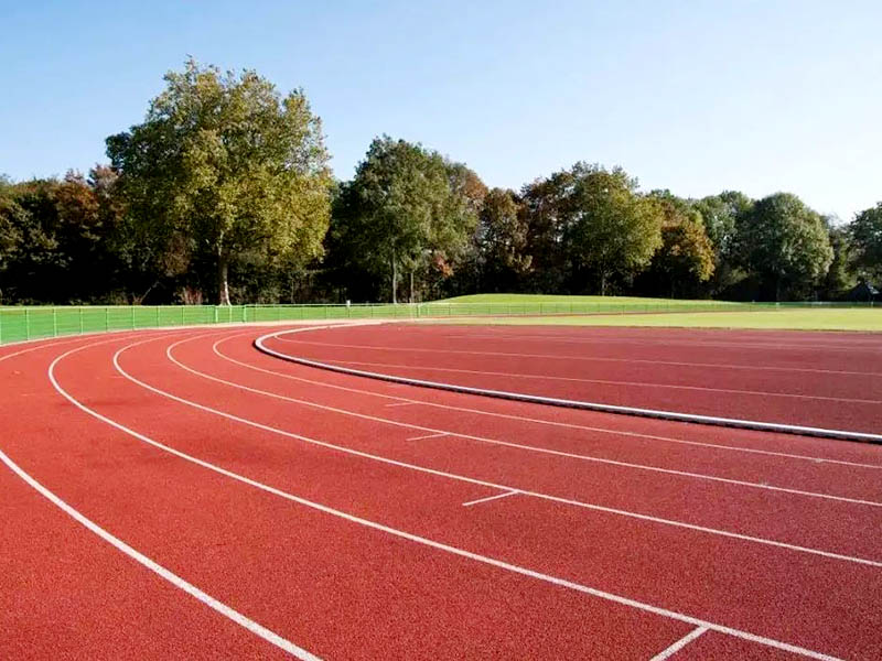 塑膠跑道邊緣