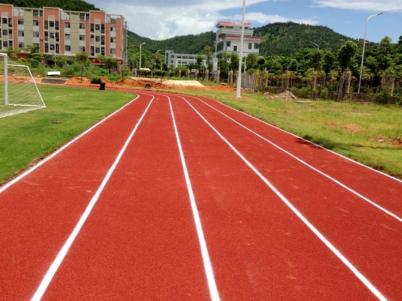 塑膠跑道散味